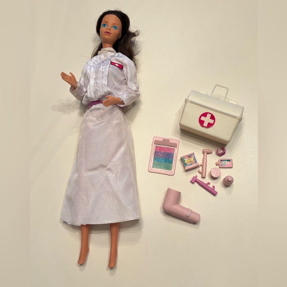 Rare vintage 1987 Nurse Whitney (#4405)